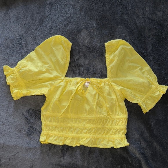 Yellow cropped Top - Picture 1 of 5
